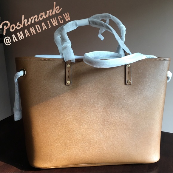 ✨HOST PICK!✨ Michael Kors 2 Piece Set- NWT - Picture 4 of 8